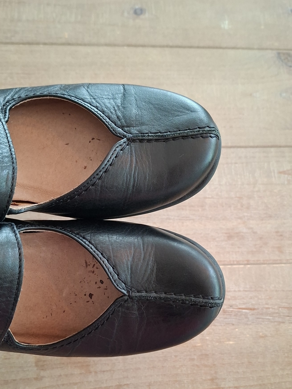 Dromedaris Classic Black Leather Quality Blanket-stitch Mary Jane Flats (EU 37) - Picture 4 of 8